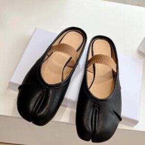 Maison Margiela Tabi Black Leather Mules - With Box